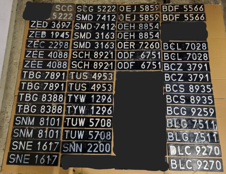 Czarne tablice rejestracyjne kolekcjonerskie