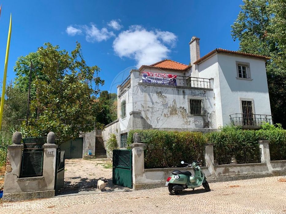 Moradia T6 para venda