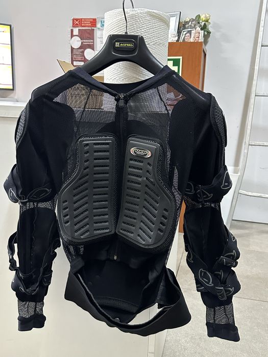 Casaco de proteçoes da ufo