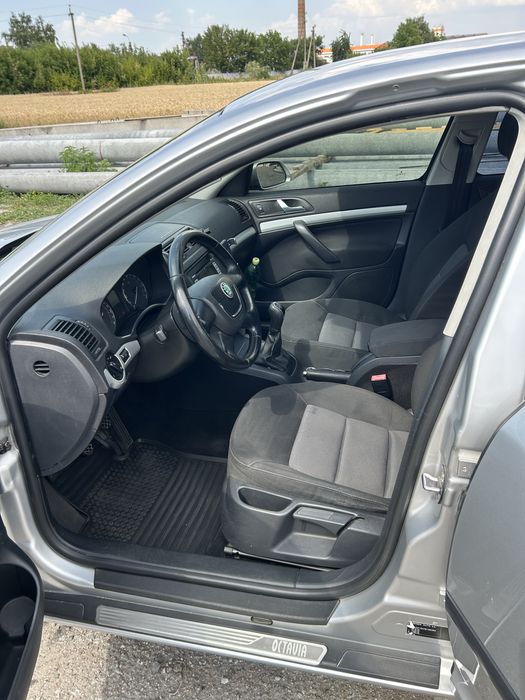 Skoda Octavia 2006 VIN TMBCA41Z47B150352 фото оголошення 8 з 11