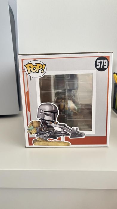 Funko POP Star Wars - The Mandalorian on Speeder with Grogu 579