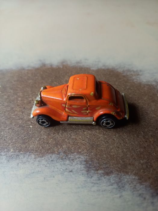 Samochód  miniaturka Hot Wheels