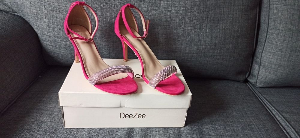 Buty DeeZee riz. 40.