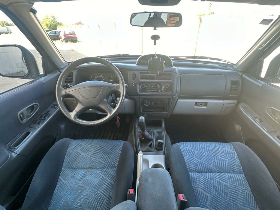Mitsubishi Pagero Sport 2.5TD