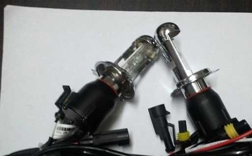 Lampadas xenon com varios casquilhos , consulte ,NOVAS