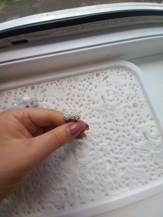 Красивая новая бижутерия