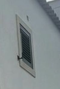 #6 Disponivel janela e portada V. Martelado oscilo-batente