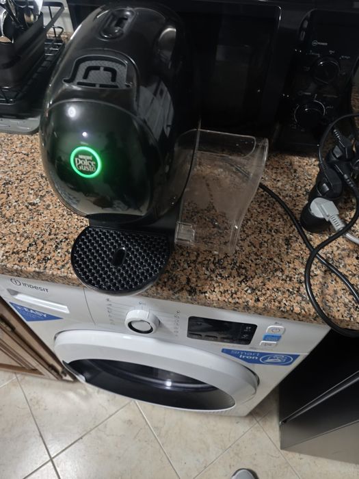 Máquina de café dolce Gusto neo