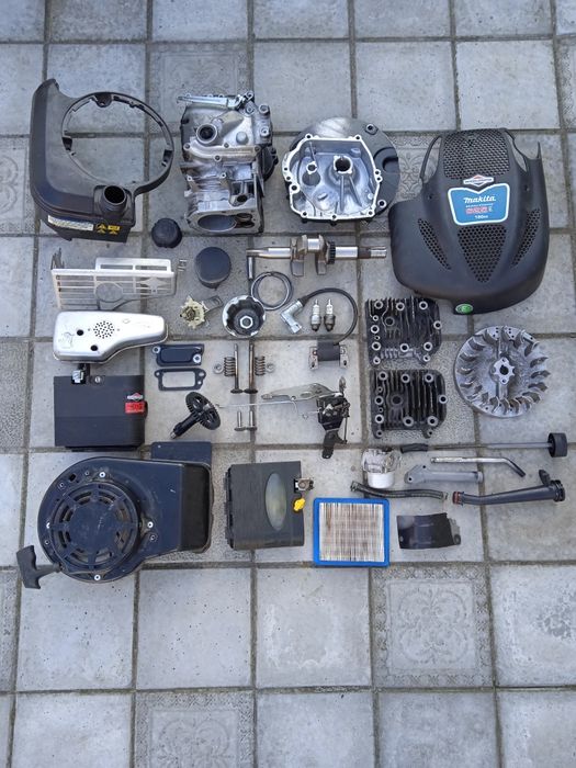 Б.У.Briggs Stratton запчастини двигуна газонокосарки,мотоблока,косарки