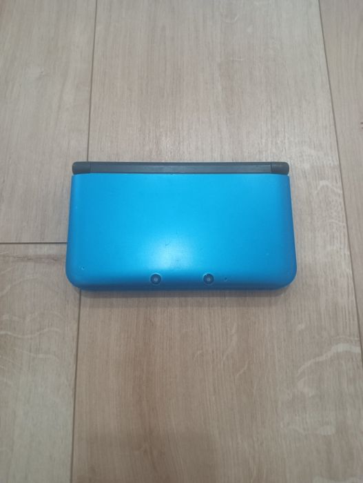 Nintendo 3DS XL Desbloqueada + 64GB + 7 Jogos Físicos