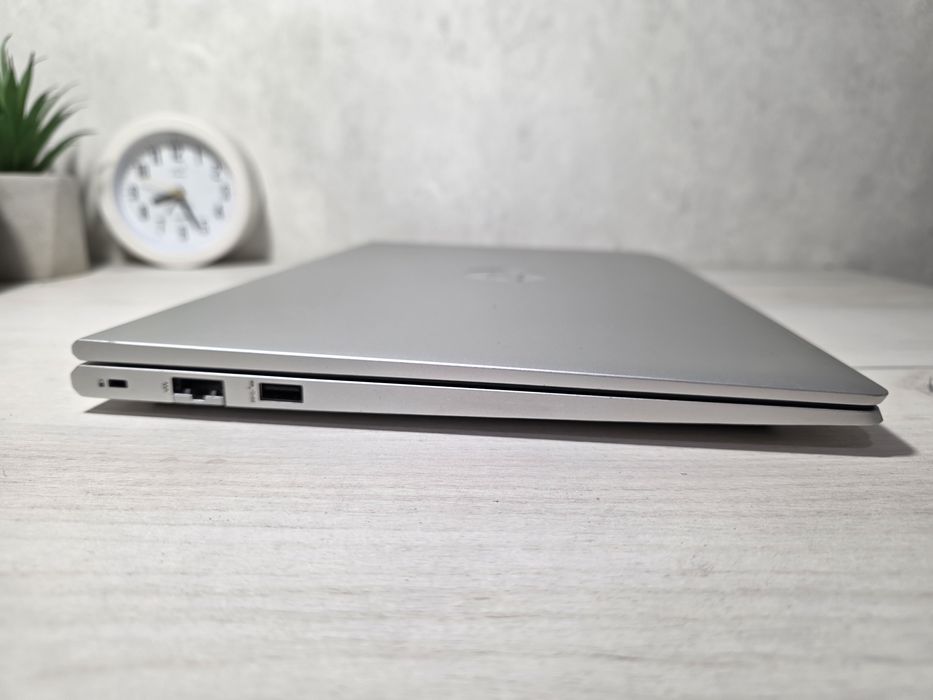 Потужний Метал 15.6" HP ProBook 450 G9 i5-1235U 10ядер 16/256GB FHD IP