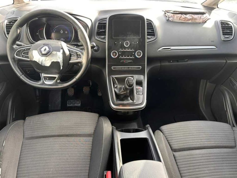 Renault Grand Scenic 1.6 DCI 130cv 7 Lug de 2018 Salvado