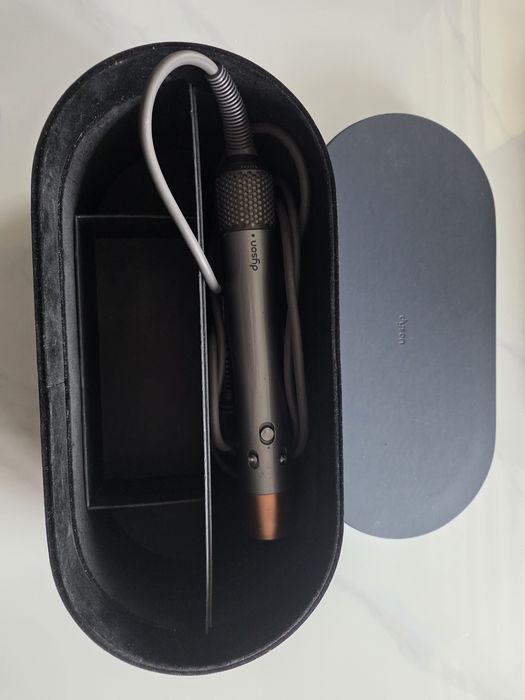 Dysonans airwrap HS05