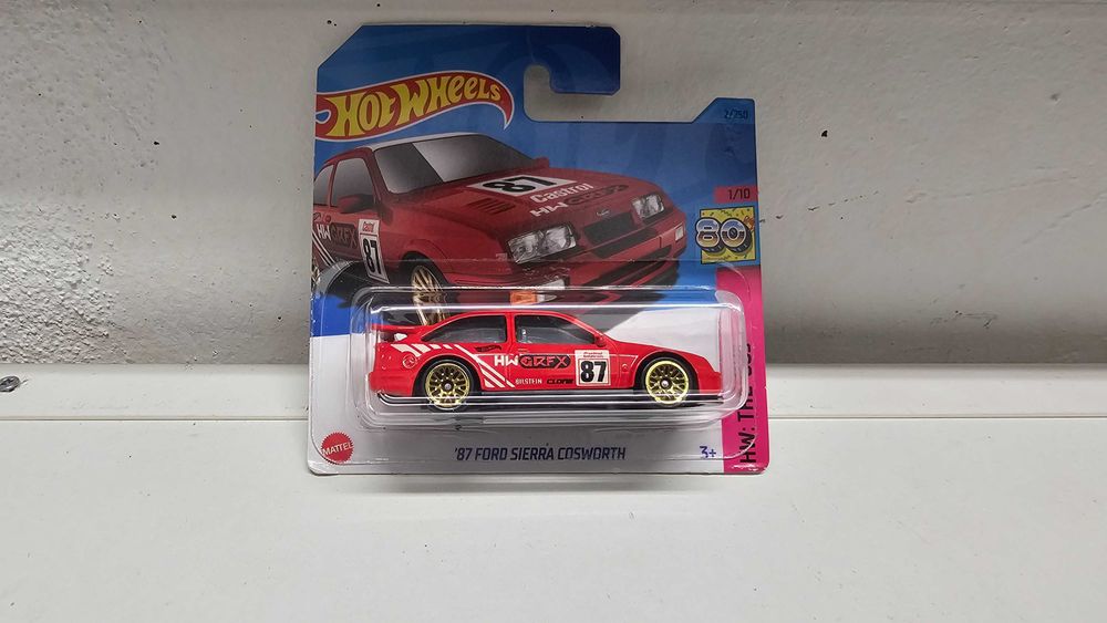 Hot Wheels '87 Ford Sierra Cosworth