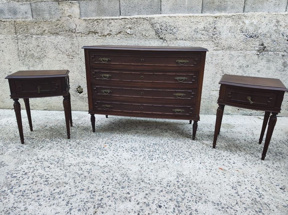 Cómoda e Mesinhas de Cabeceira