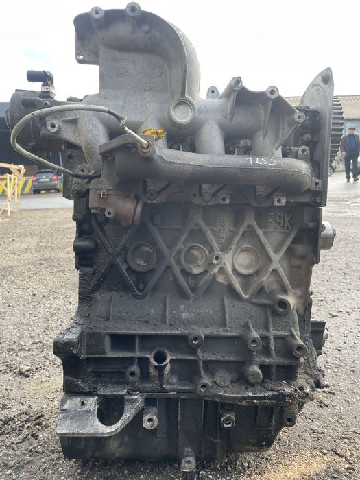 Двиготель Renault 1.9 tdi laguna megan