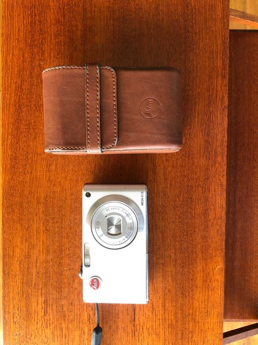 Máq. Fotográfica LEICA C-LUX 2