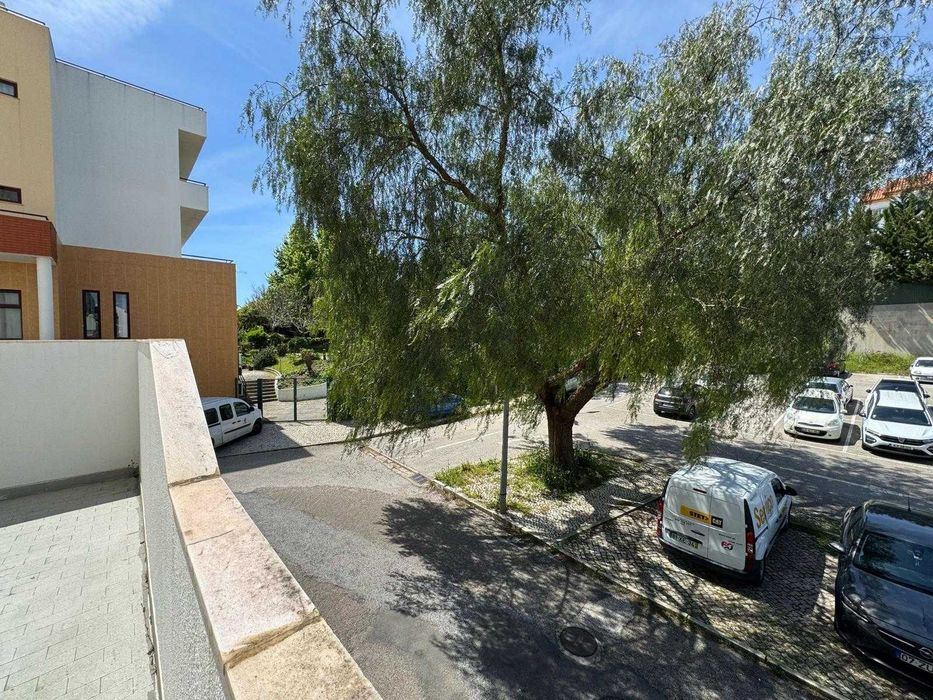 T1 totalmente renovado com grande terraço – Alverca do Ribatejo
