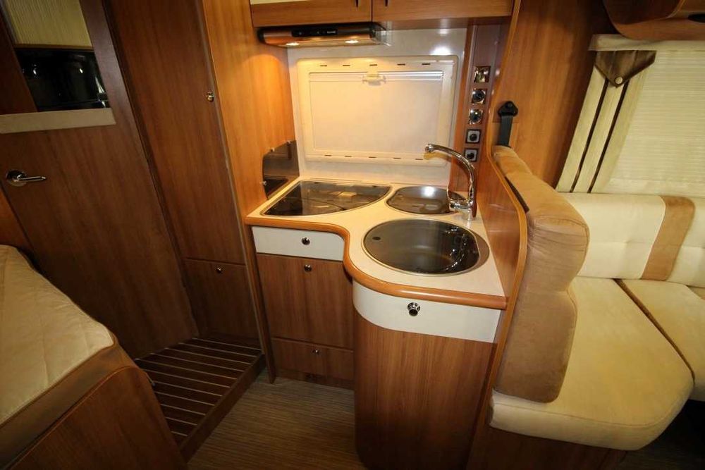 Autocaravana / Motorhome Aluguer Totalmente Completa