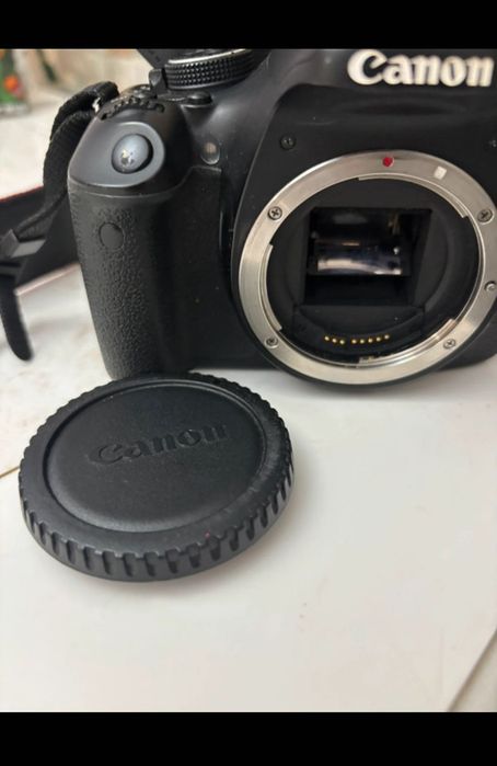 Canon Rebel T3i - 600D