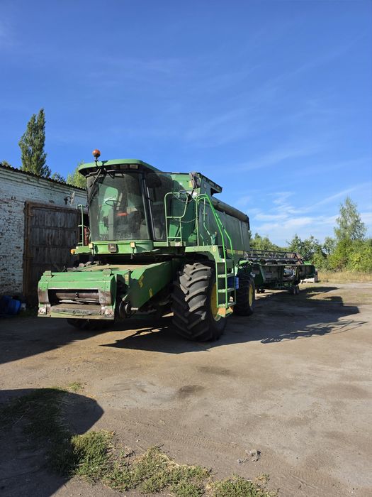 Послуги комбайна john deere cts гібрид 7,6 м жатка FLEX  оренда комбайна молотіння
