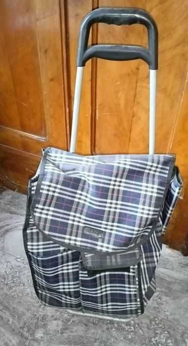 Wózek zakupowy dla seniora