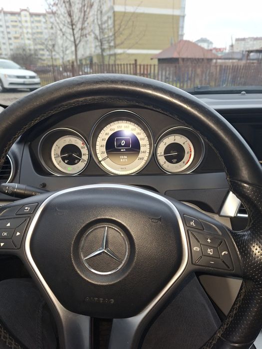 Продам мерседес204