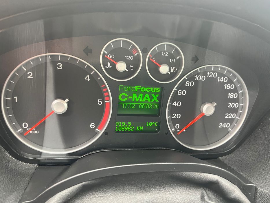 Ford Focus C-Max 1.6 TDCi 109cv Automática CVT GHIA – 2006