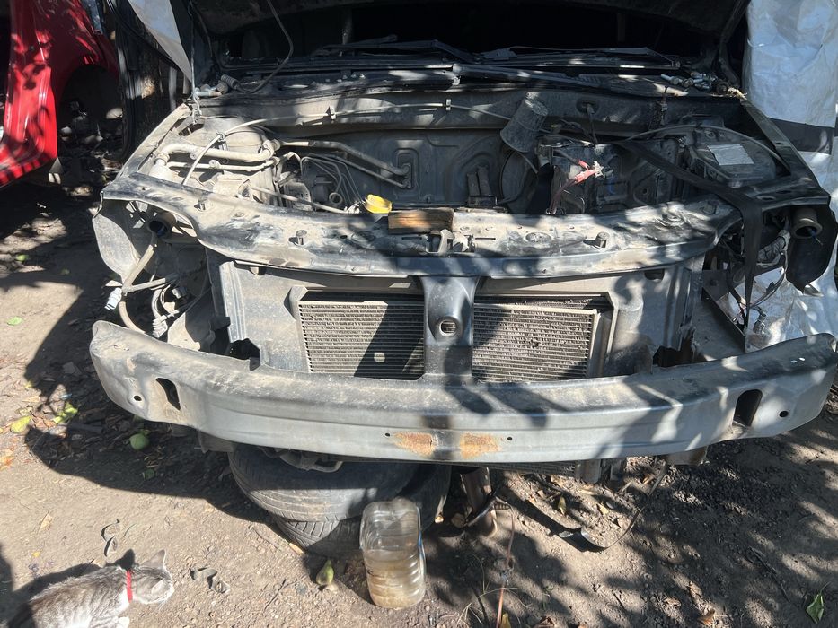 Бампер dacia sandero logan