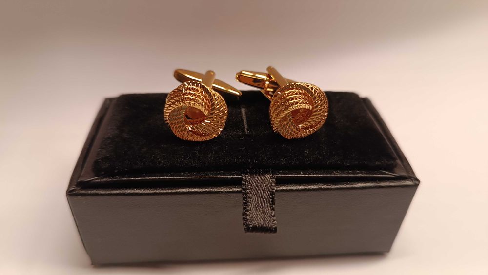 Spinki do mankietów