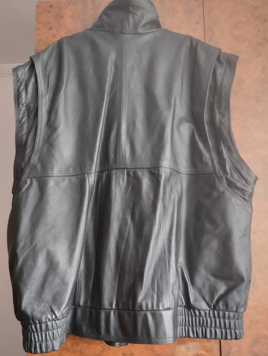 Вінтажна шкіряна куртка-бомбер (Echt Leder). Фурнітура YKK Ziplon. 56р