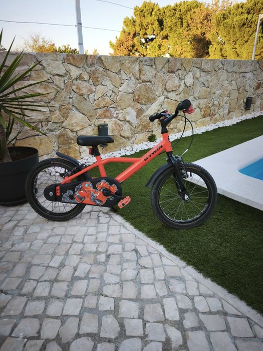 Bicicleta criança menino