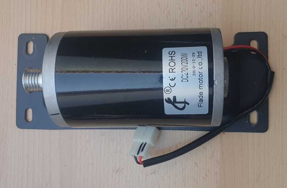 „Silnik prądu stałego 220V/200W DC”