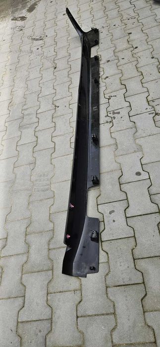 listwa progowa lewa prawa Chrysler Pacifica 17-24r szara PAU