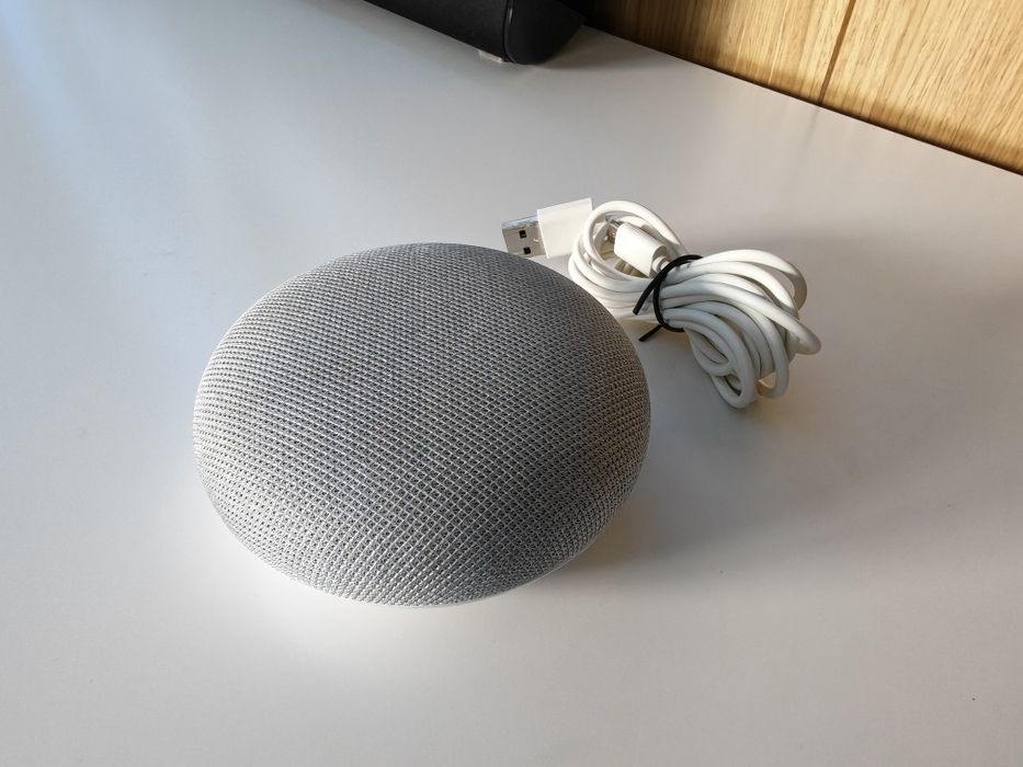 Inteligentny głośnik Google Mini nest