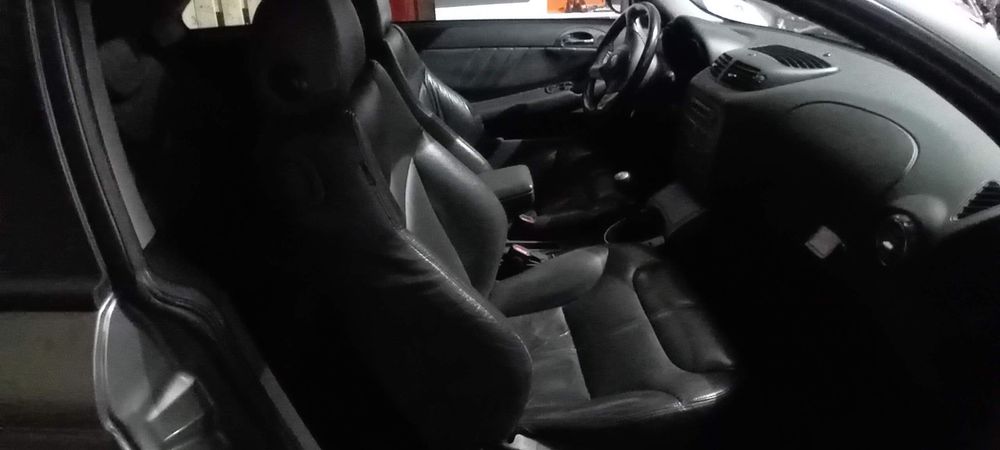 Alfa Romeo GT 1.9 Jtd - único dono, comprado novo por mim