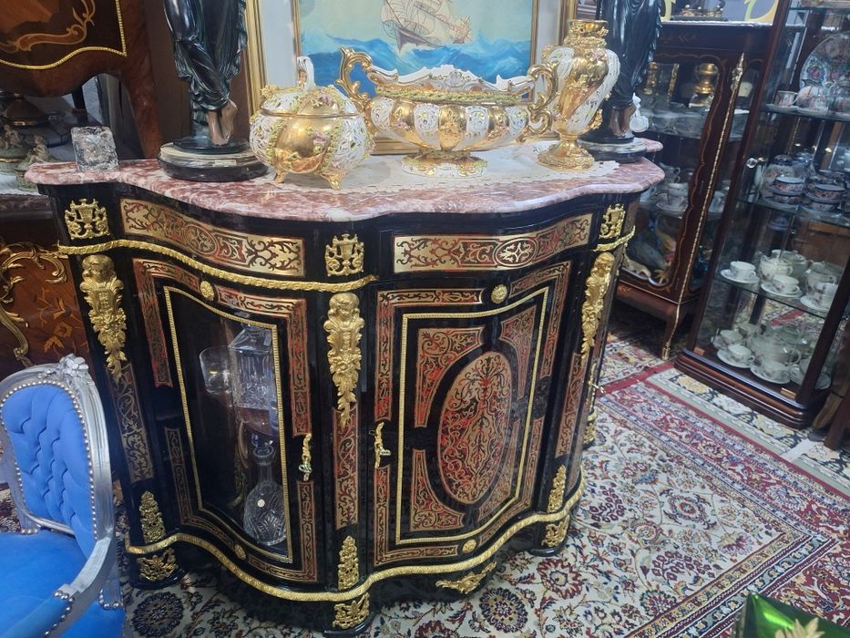 Móvel aparador Francês