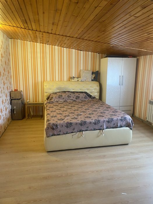 Оренда 2 кімнатної квартири в частному будинку