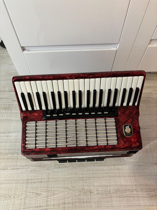 Akordeon Weltmaister Stella