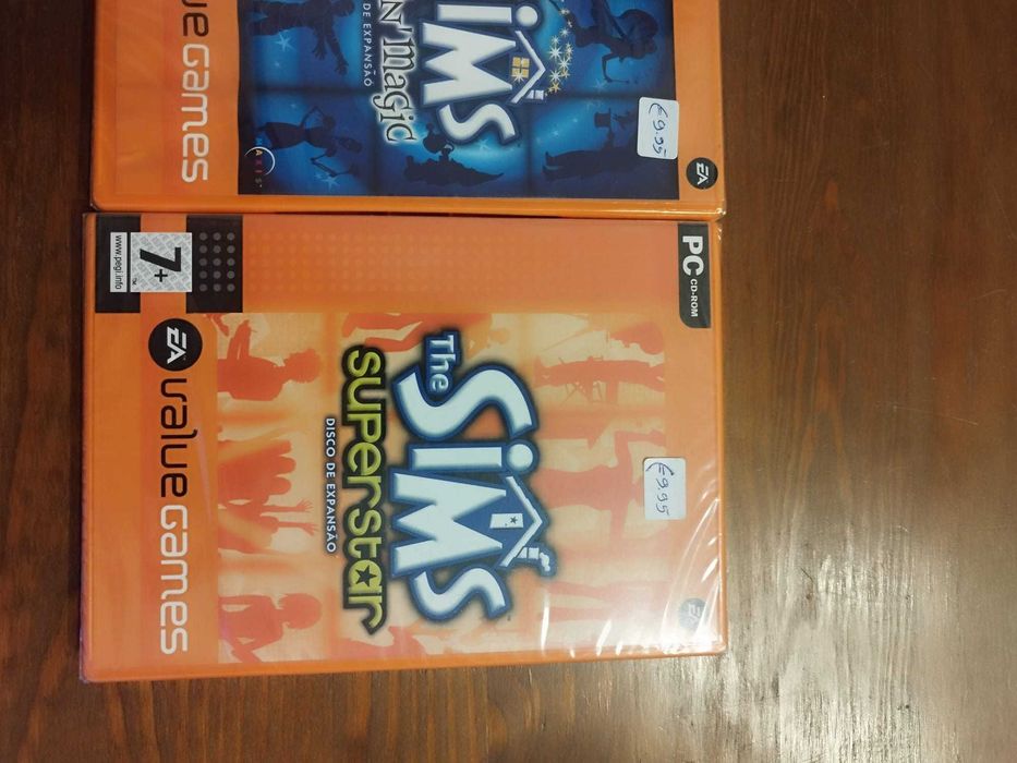 Vendo lote de 3 expansões de The Sims  para PC (CD-ROM) Selados