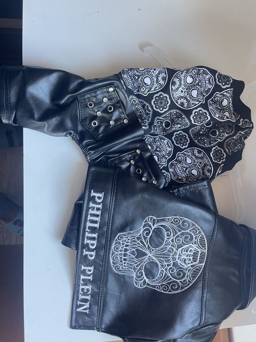 Продам костюм для собачки