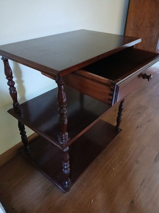 Mesa de apoio como nova