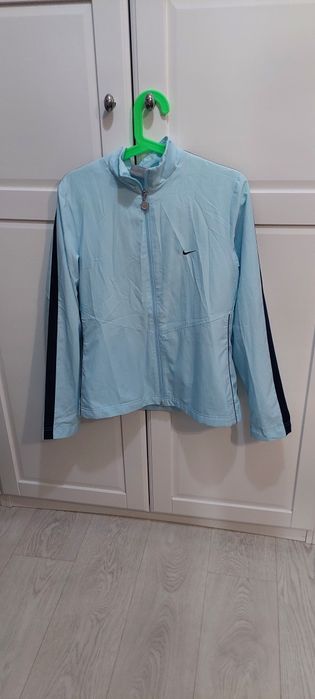 Nike kurtka sportowa m stan idealny