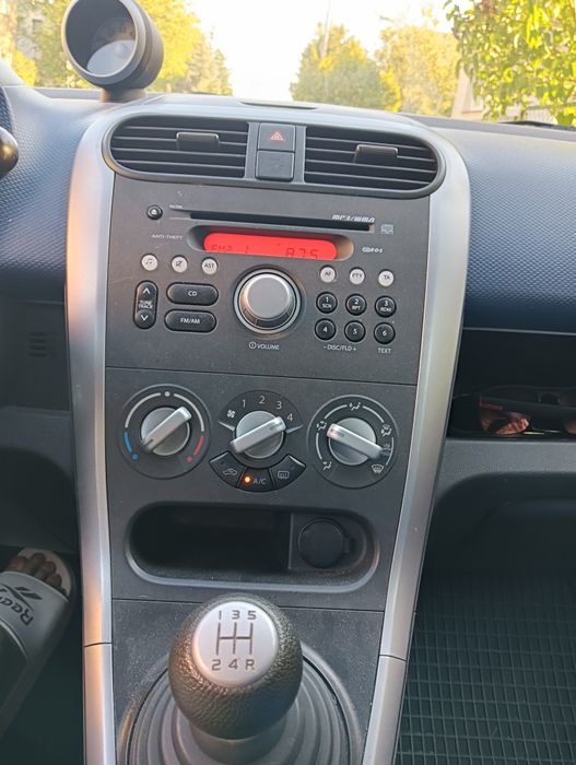 Opel Agila 2010  1.2 klimatyzacja mały przebieg