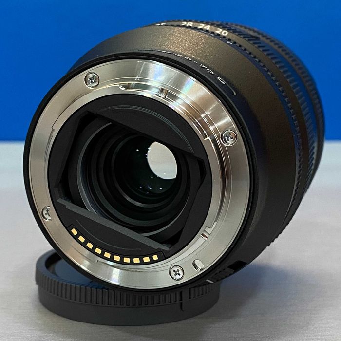 Sony FE 20-70mm f/4 G