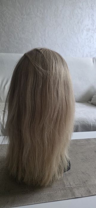 Peruka z włosów naturalnych
