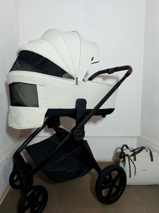 Коляска  CARRELLO ULTRA 2/1 надлегка +посилена амортизація