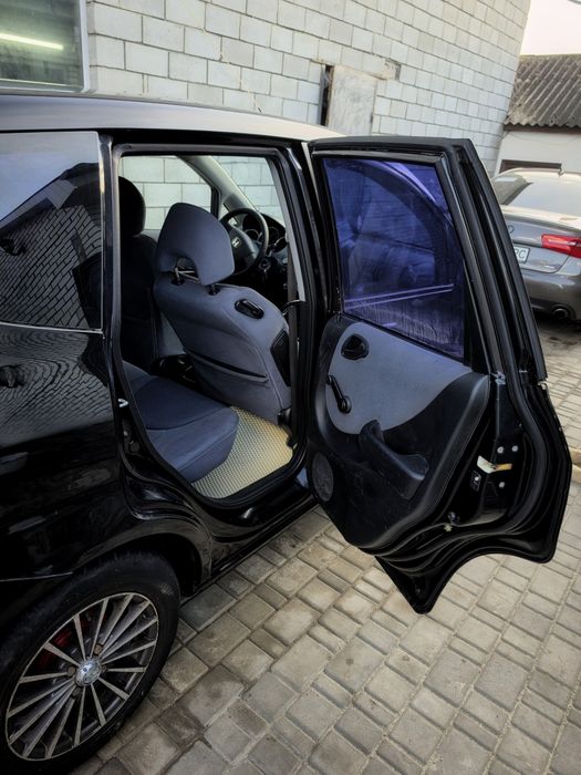 продам honda jazz