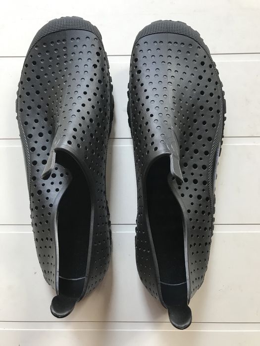 Calçado Aquático Novo