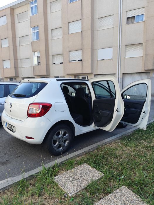 Dacia Sandero — fotografia 8